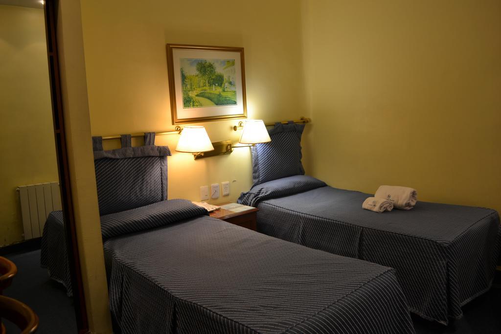 Hotel Prince Buenos Aires Extérieur photo