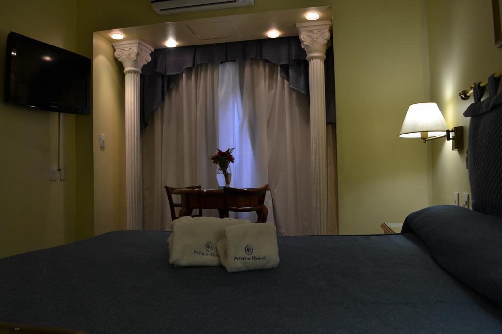 Hotel Prince Buenos Aires Extérieur photo