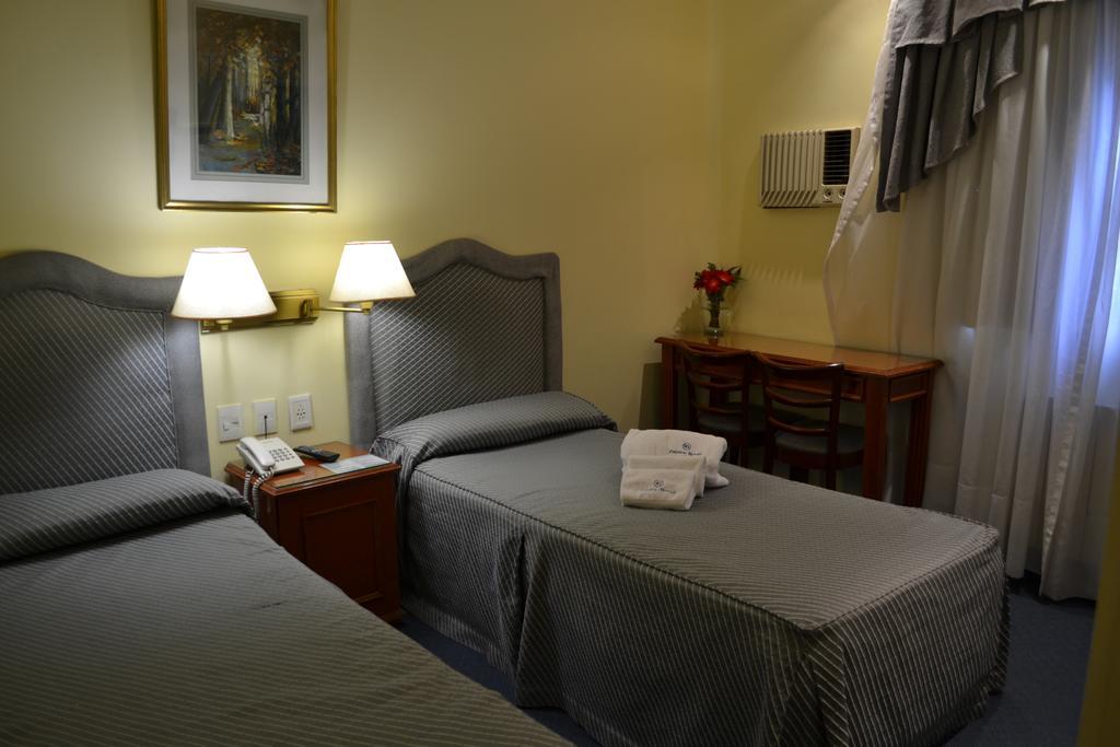 Hotel Prince Buenos Aires Extérieur photo