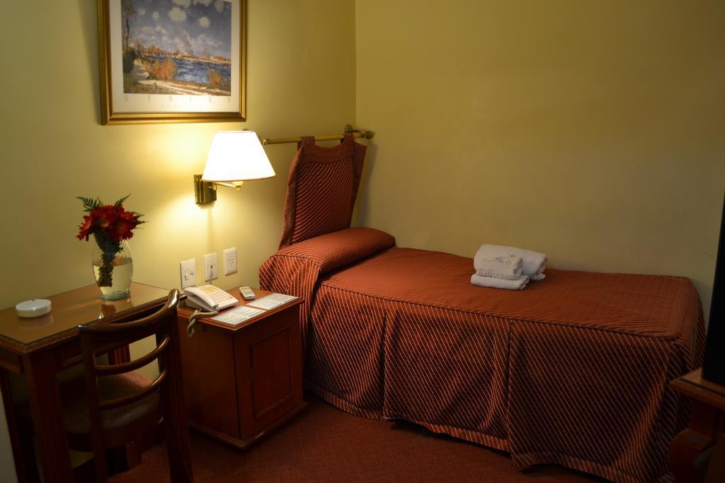 Hotel Prince Buenos Aires Extérieur photo